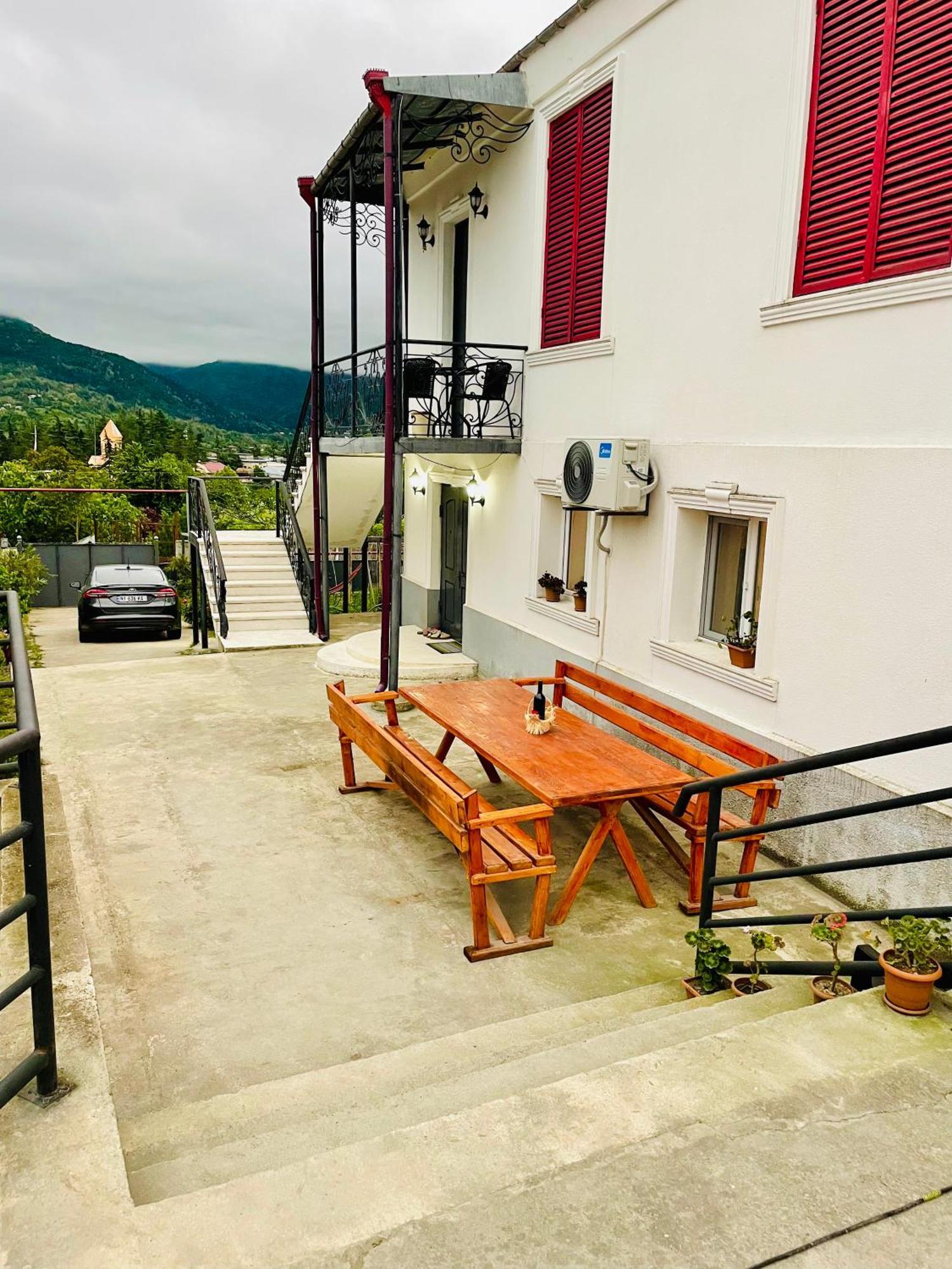 Guesthause Bagdati Extérieur photo